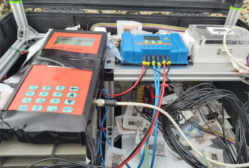 ERT acquisition and monitoring equipment.